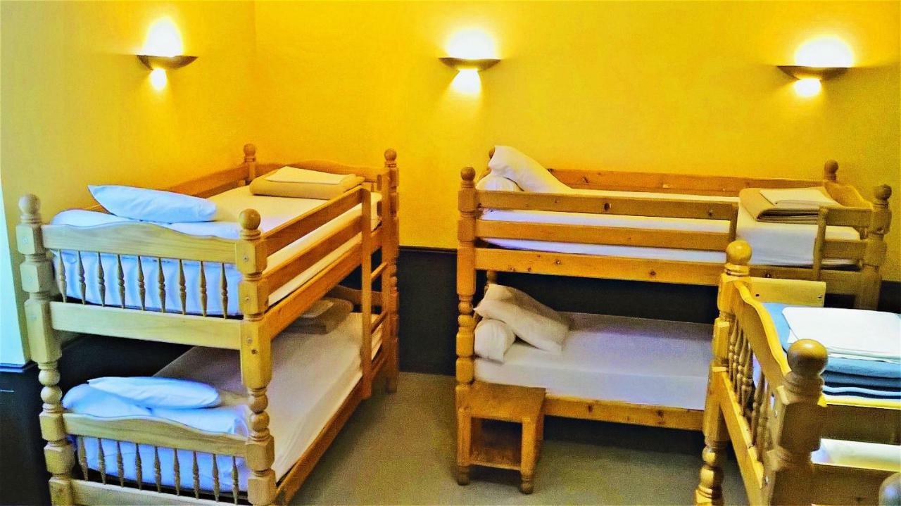 Domaine De Surgy Hostel Ngoại thất bức ảnh